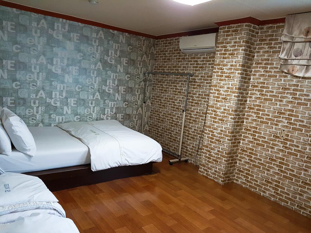 Gumi A Motel Kültér fotó