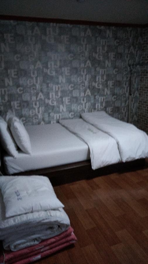 Gumi A Motel Kültér fotó